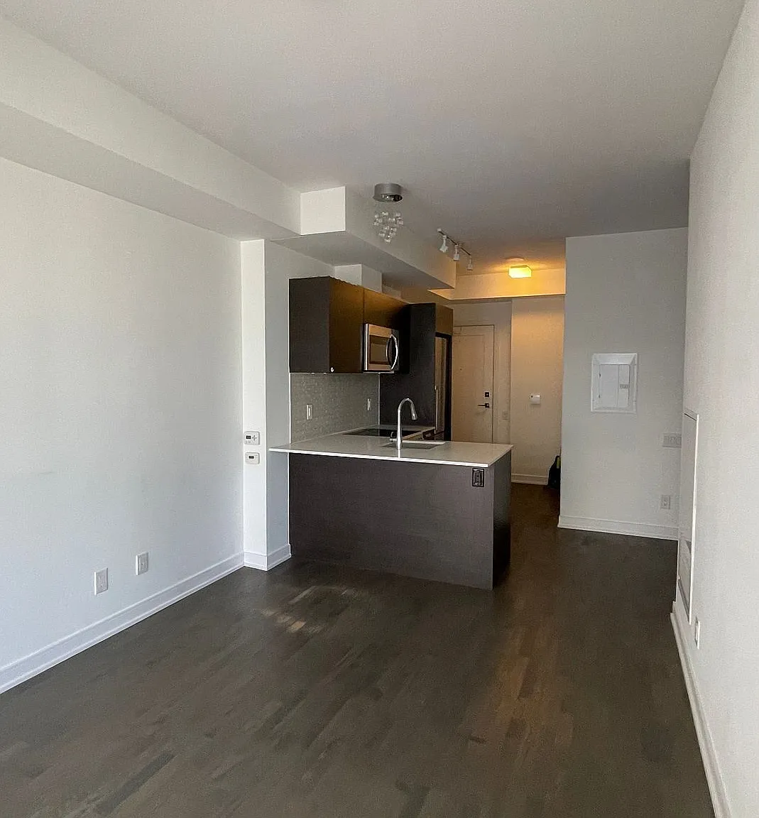 1 bed, $2,580 — Photo 3