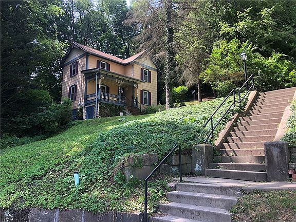 4th image of 418 Highland Ave