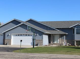 304 Viking Ave, Ulen, MN 56585