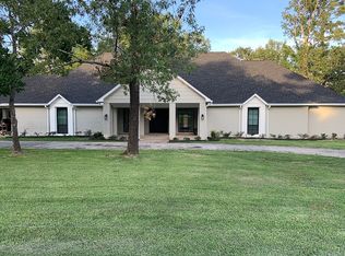 1307 Live Oak Ln, Lufkin, TX 75904