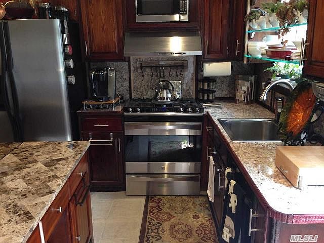 1st image of 1024 Donna Ct