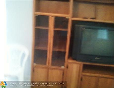 2nd image of 838 SW 13th St