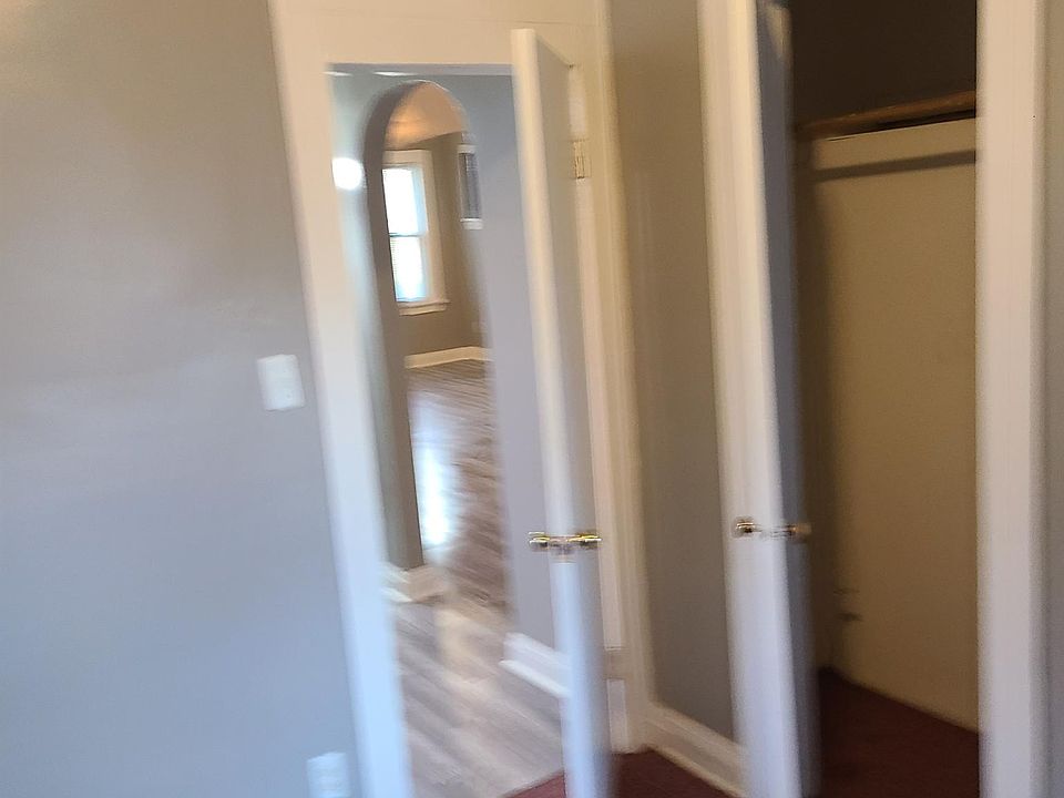 2nd image of 412 S Hancock St