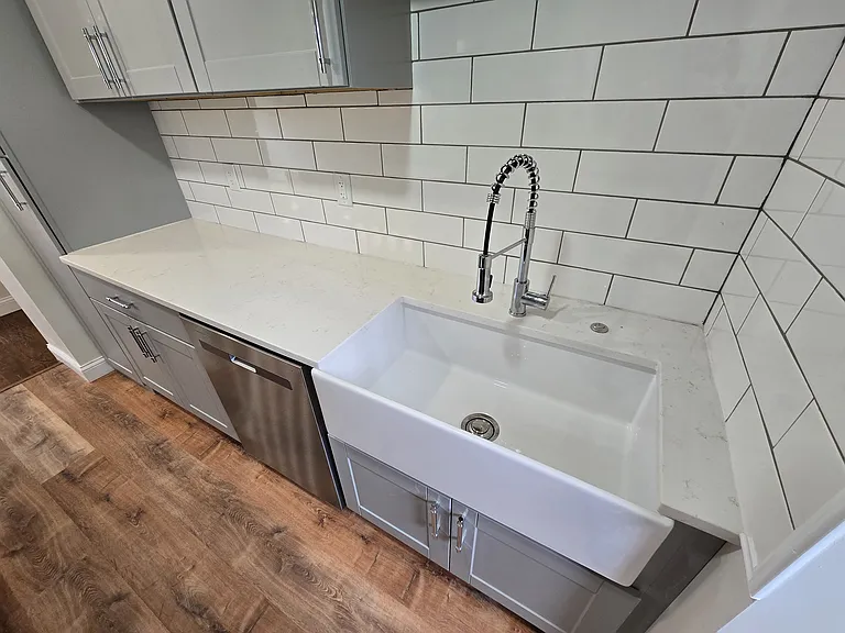 6305 Englewood Ave #3 — Photo 10