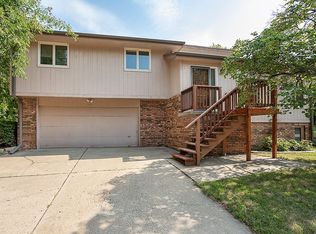 6033 N 116th Cir, Omaha, NE 68164