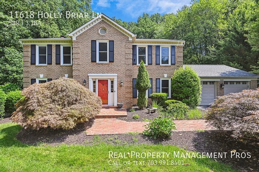 11618 Holly Briar Ln photo 1