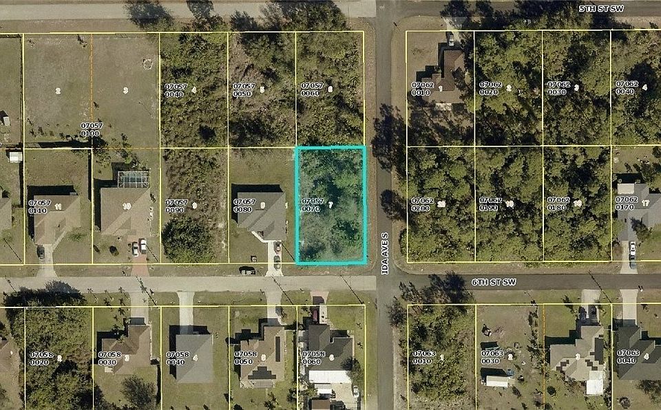 2nd image of 2900 6th St SW