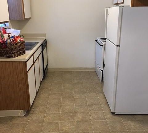 4th image of 6043 Applegrove Ln