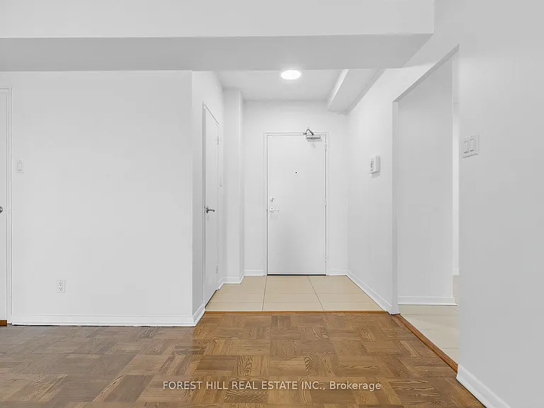 2500 Bathurst St #306 — Photo 18