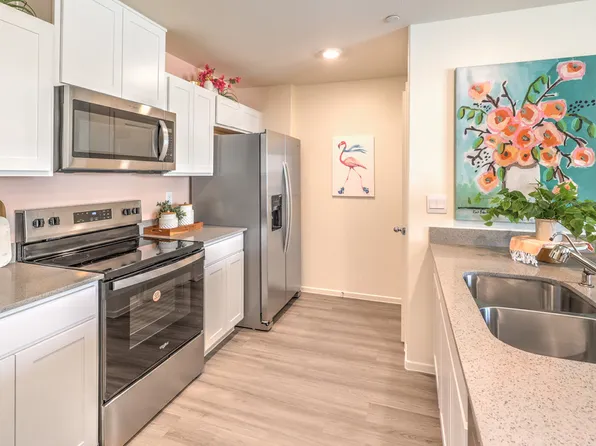 4980 Apple Mesa Ave, Las Vegas, NV 89139