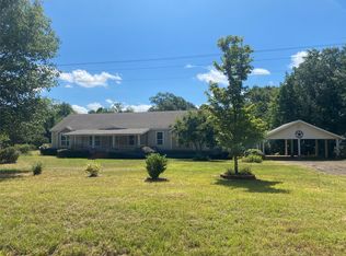 890 N Clark St, San Augustine, TX 75972