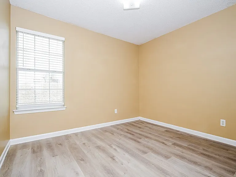 7256 Teakwood Pl — Photo 11