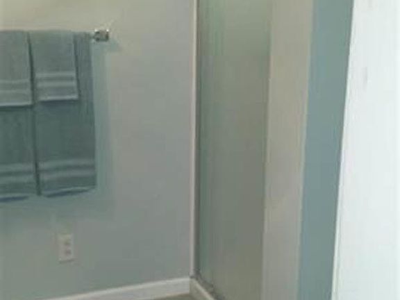 4th image of 108 Main St