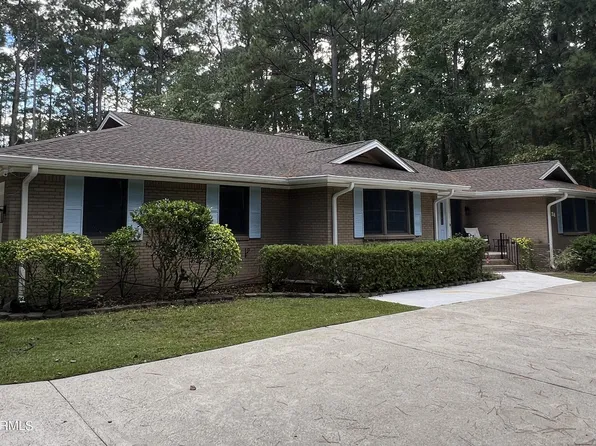 24 Sunfield Drive, Calabash, NC 28467