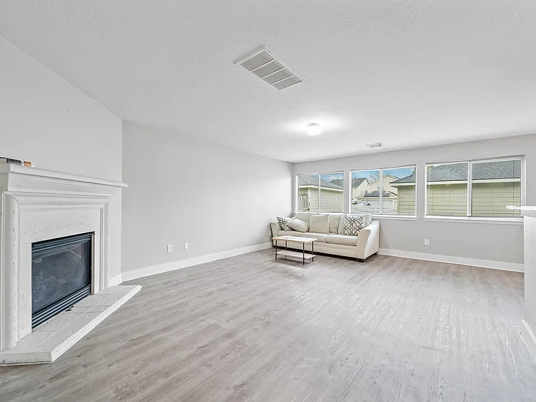20931 Walder Ct — Photo 13