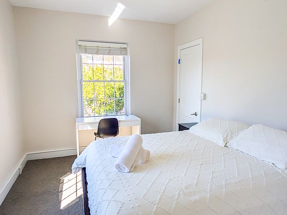 5th image of 204 N Buchanan Blvd