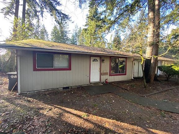 2nd image of 10919 Creviston Dr NW
