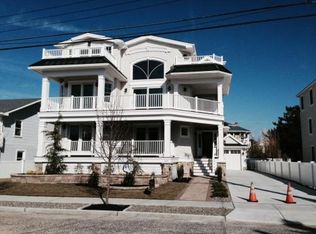 217 68th St, Avalon, NJ 08202