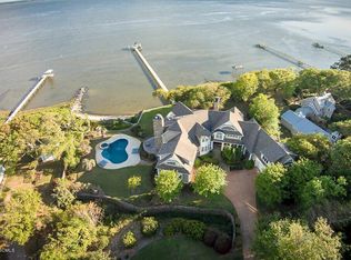 111 Sea Trace Ln, Newport, NC 28570