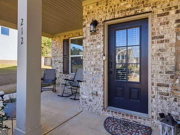 4th image of 212 Sophie Cir #28