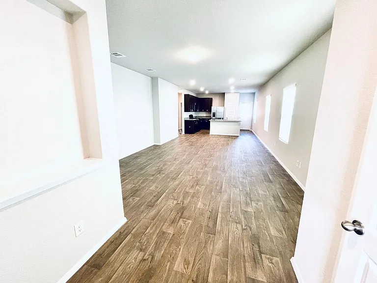 117 Huckleberry Ln — Photo 5