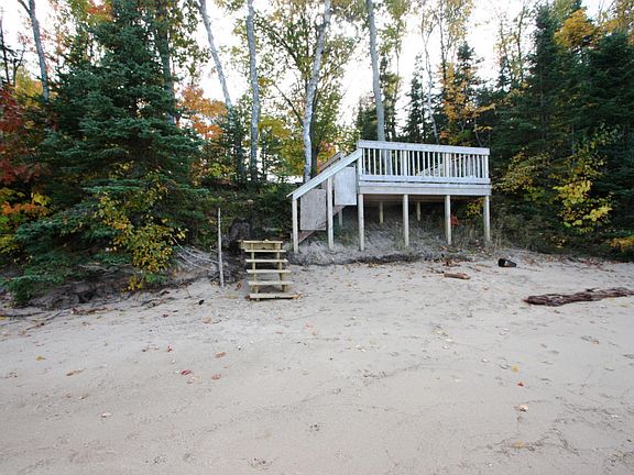 3rd image of 14182 W Lakeshore Dr