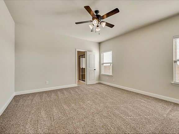 4th image of 617 Dogwood Dr