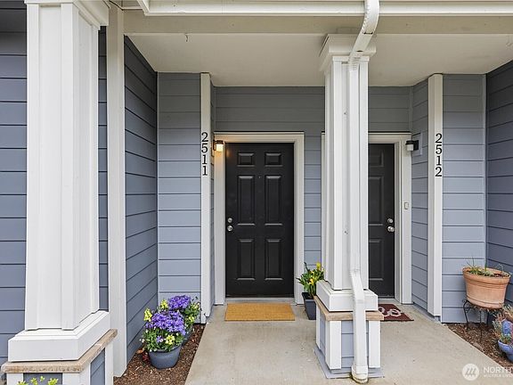 4th image of 16125 Juanita-Woodinville Way NE #2511