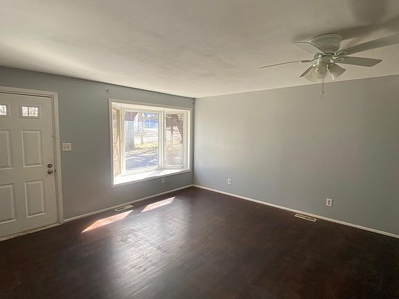 3rd image of 8508 Eastern Ave