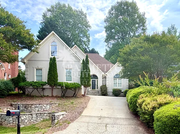 25 Cape May Point, Greensboro, NC 27455