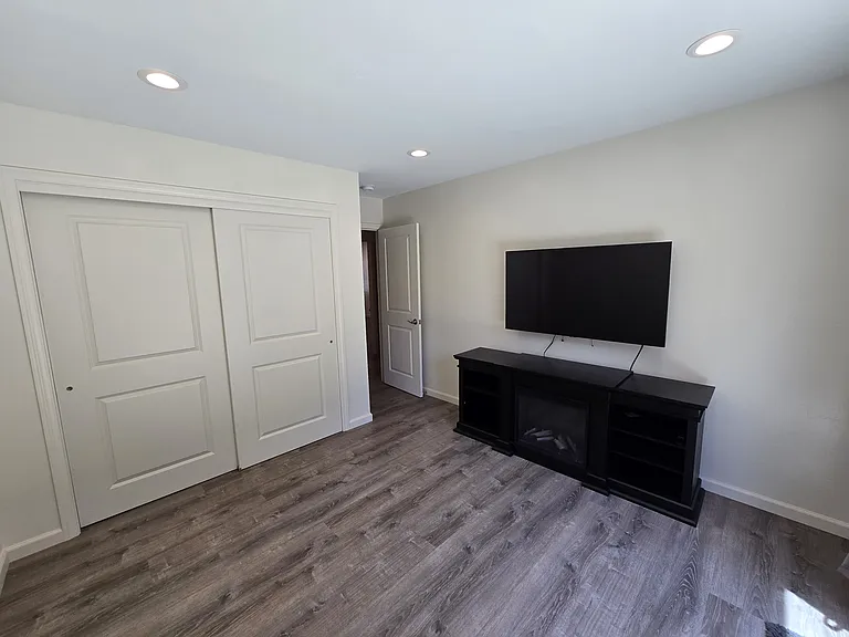 2565 Solano Rd #A — Photo 10