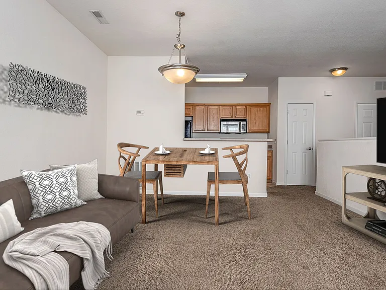 Ironwood Apartments and Townhomes — Photo 28