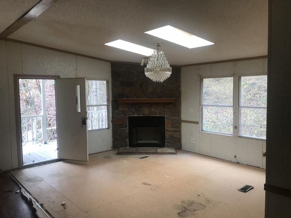 5060 Roan Ln 5060, Saltville, VA 24370 Zillow