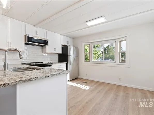 181 N Liberty St Trlr 39, Boise, ID 83704