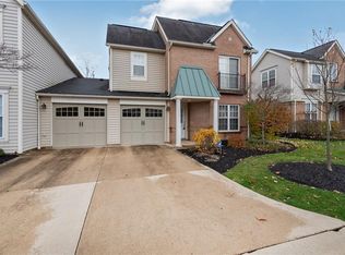 400 Hollyhock Ct, Mayfield Heights, OH