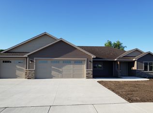 5812 16th St N, Saint Cloud, MN 56303