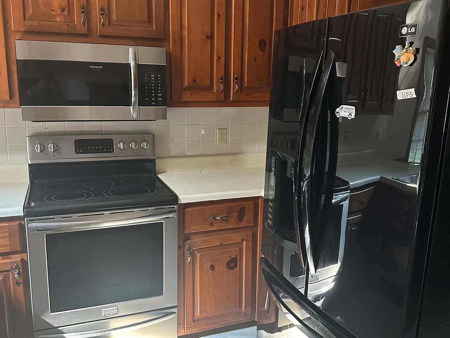 4 bed, 2282 sqft, $2,900 — Photo 4