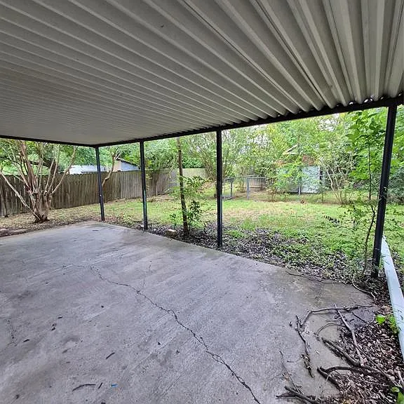 2329 Connor Ave — Photo 25