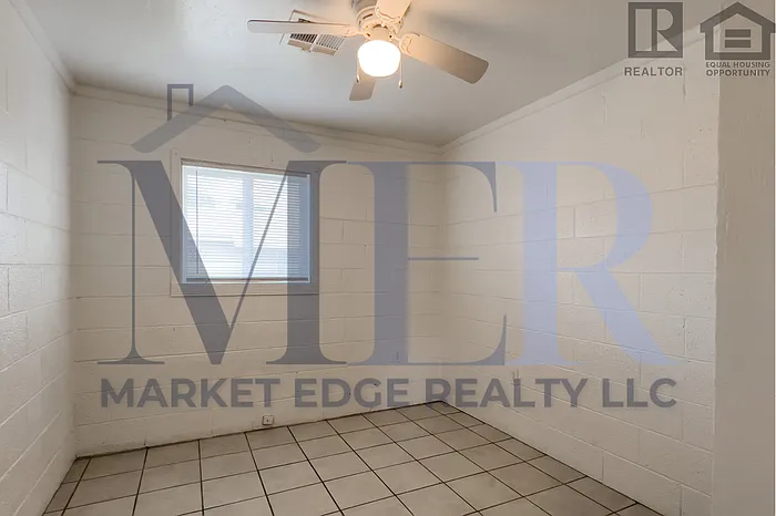 1524 W Sahuaro Dr #B — Photo 12
