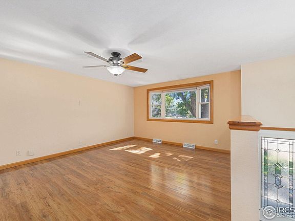 4th image of 1233 Winona Dr