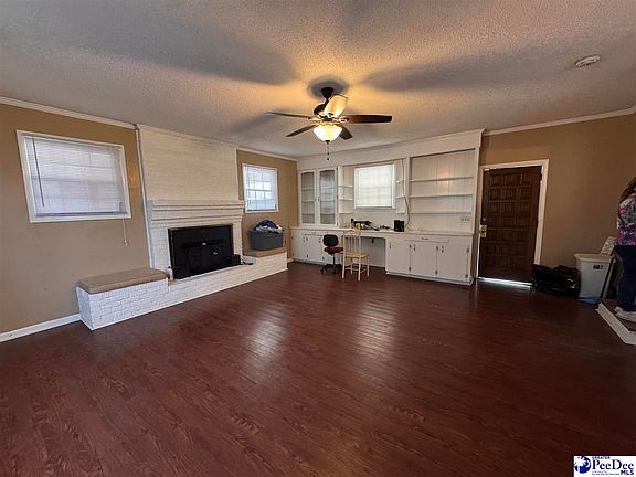 3rd image of 577 Mineral Springs Rd
