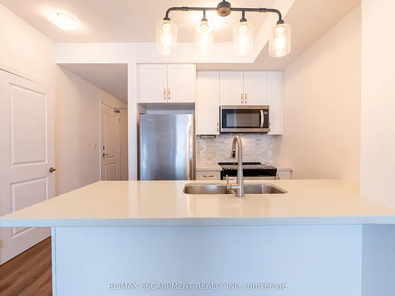 450 Dundas St E #801 — Photo 7