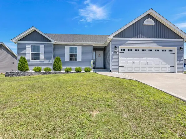 416 Birchwood Dr, Moscow Mills, MO 63362