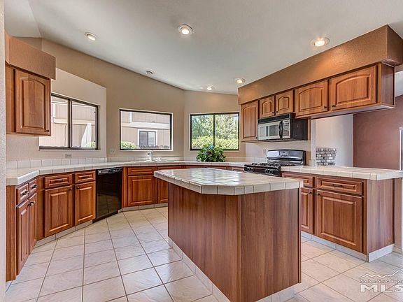 2nd image of 5005 Palo Alto Cir