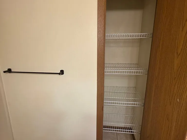 6315 Garrett Ln — Photo 29