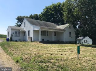 4044 Roxbury Rd, Shippensburg, PA 17257