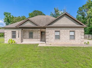 10 Single Oaks Dr, Sherwood, AR 72120