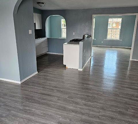 4th image of 7806 Dolores Ct