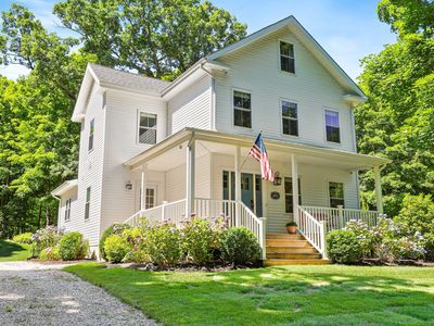 87 Broadway, Trumbull, CT, 06611