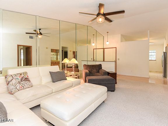 3rd image of 203 S Orchard St APT 4C